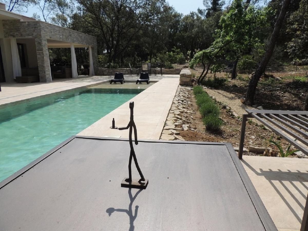La Villa Kalliste Vacquières Екстериор снимка